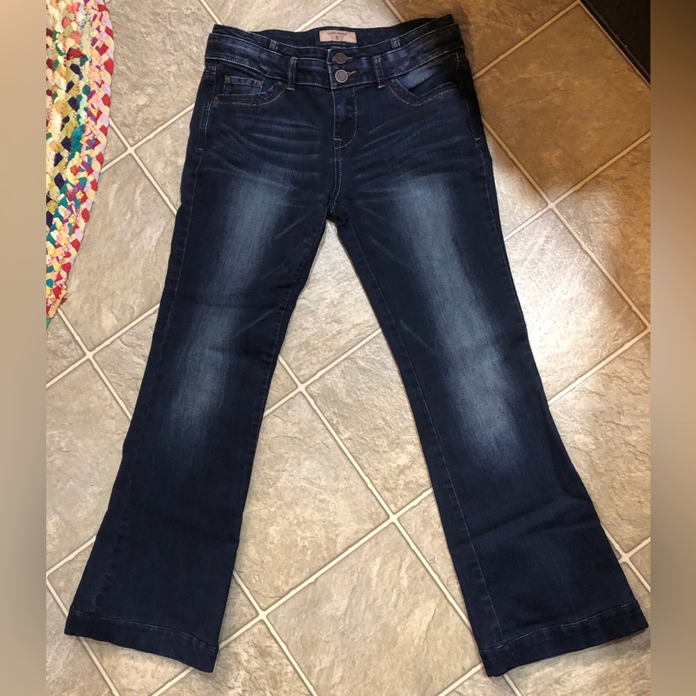BNWOT Women’s VERO MODO denim jeans